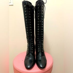 Vera Cuoio boot size 8